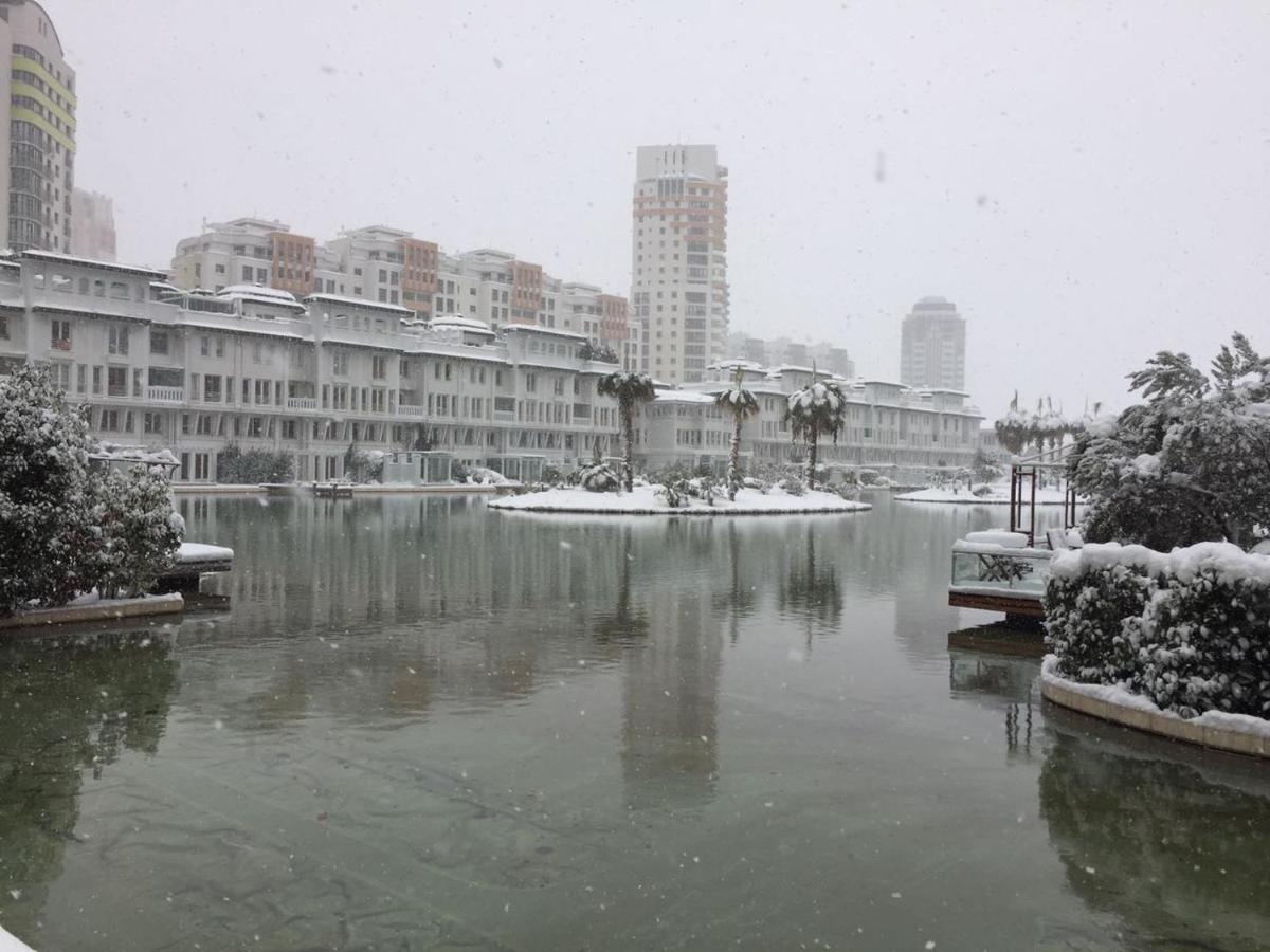 Hallmark Bursa Exteriér fotografie